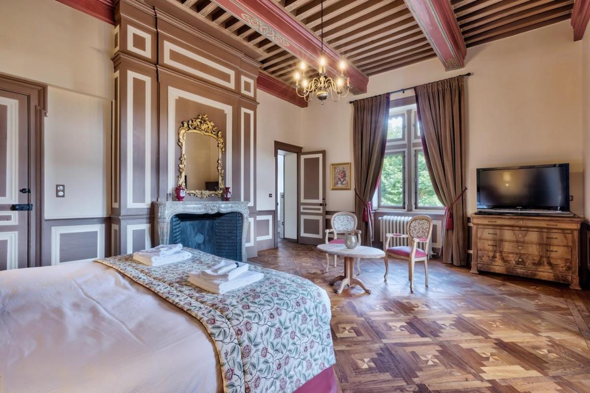 Kasteliades, Chateau De Burnand Kültér fotó